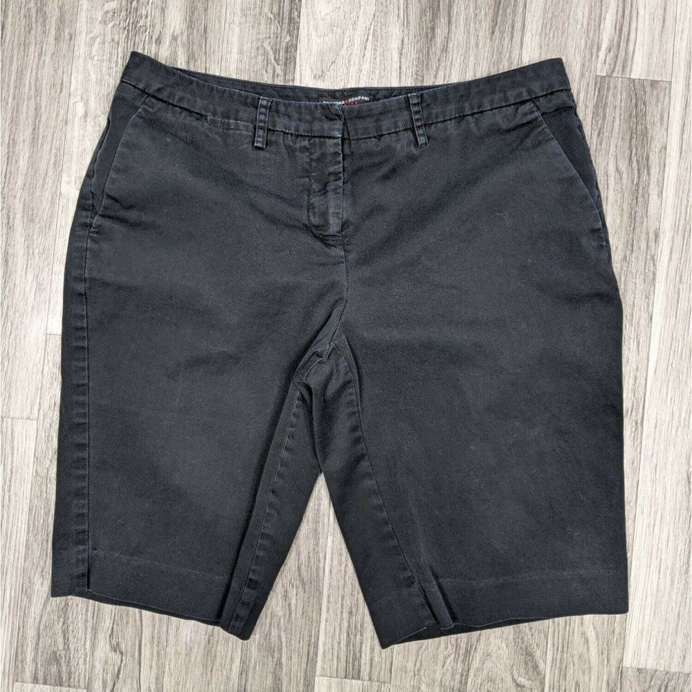 (3/$27) New York & Company Size 6 Buttoned Pockets Stretchy Black Bermuda Shorts